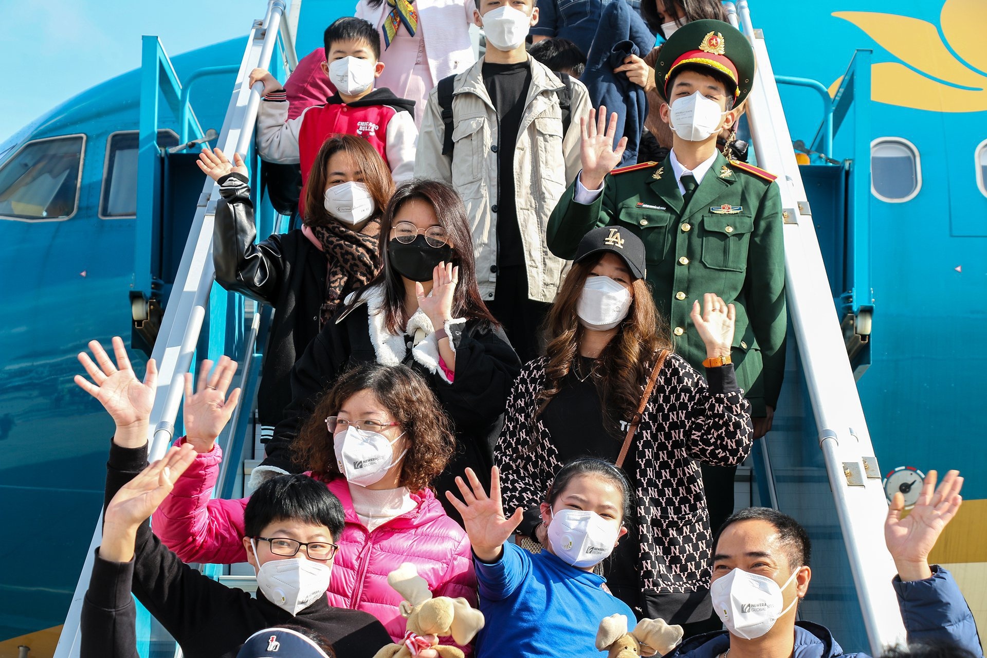 Luong khach bay 6 thang dau nam 2022 anh 1