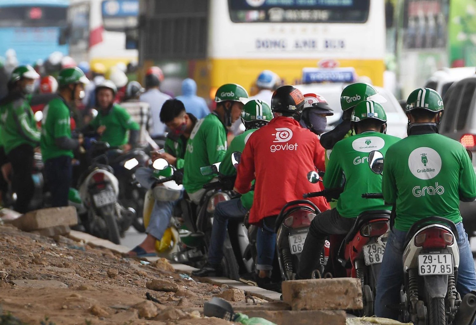 Du loai phu phi cua ung dung goi xe cong nghe anh 2