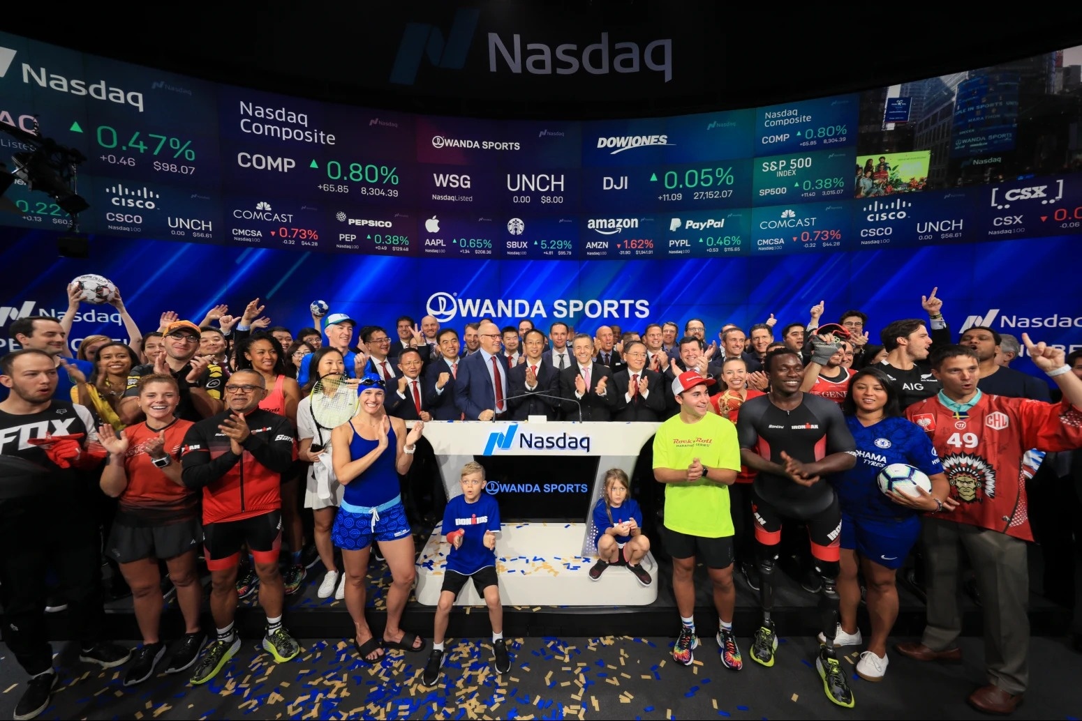 Doi tac ban ban quyen World Cup la ai? anh 1