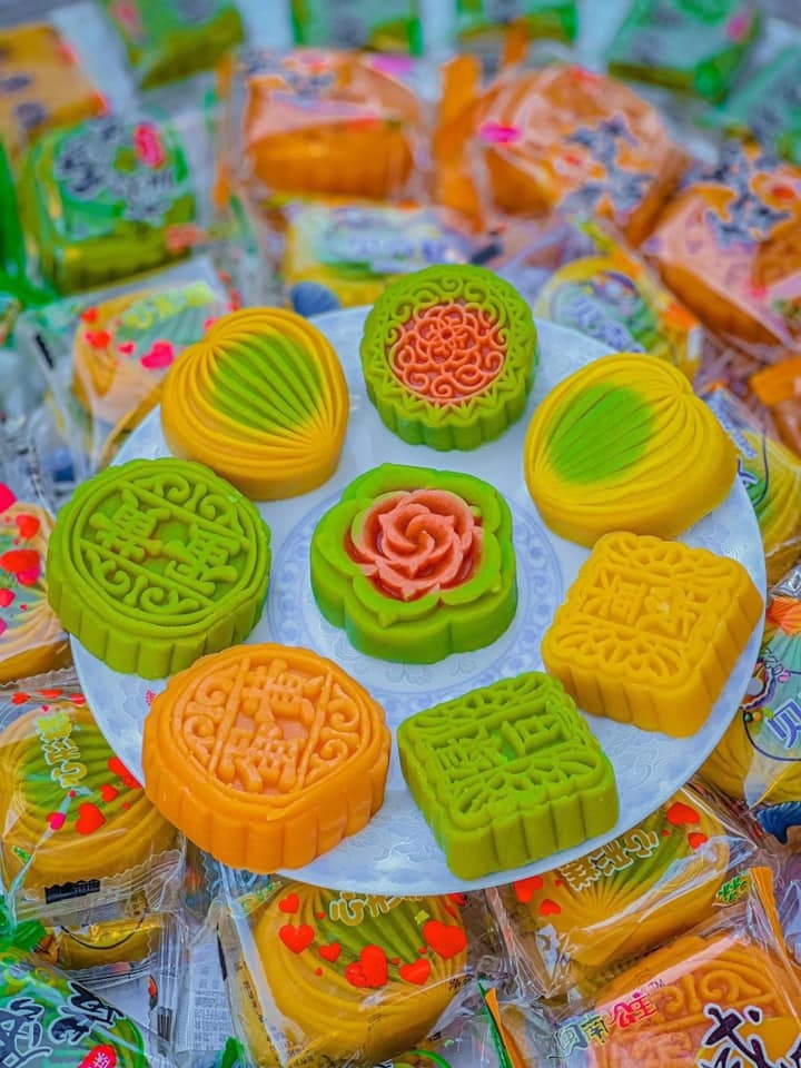 Ban banh Trung thu mini noi dia Trung,  Banh Trung thu gia re anh 1