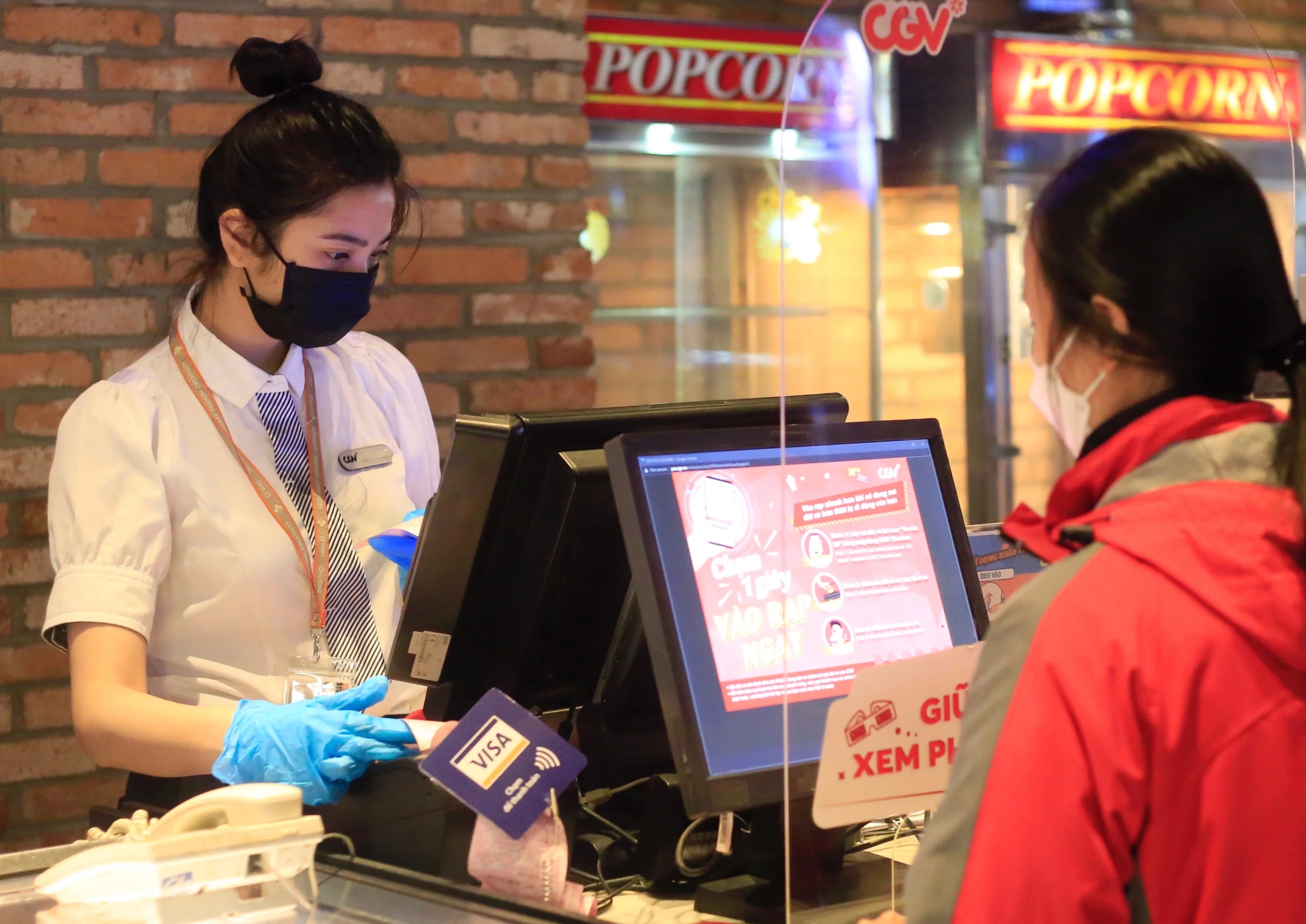 Doanh thu CGV,  CGV Viet Nam anh 1