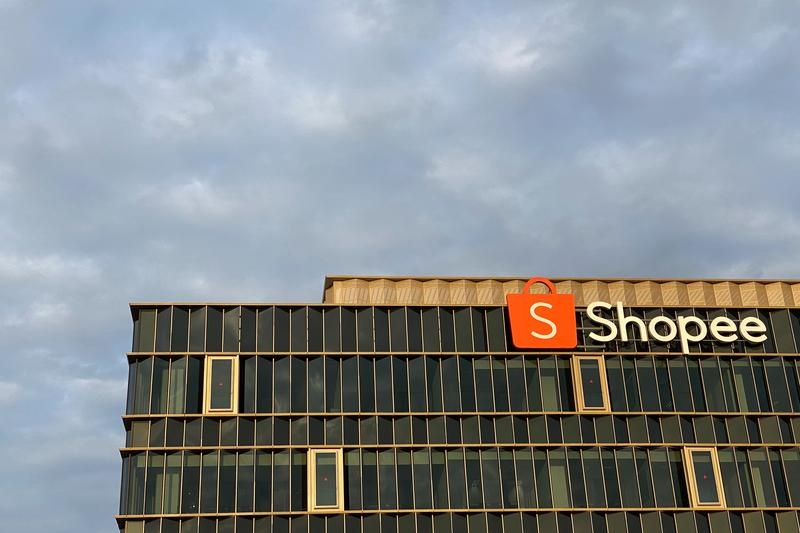 Cu 'ra tay' quyet dinh cua Shopee, Grab hinh anh