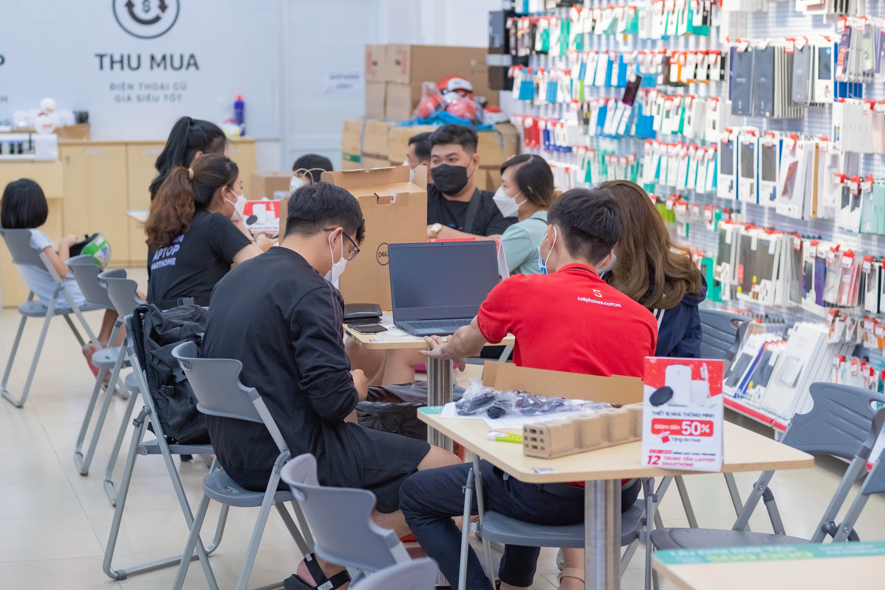 mua tivi world cup,  mua may chieu,  xem world cup anh 2