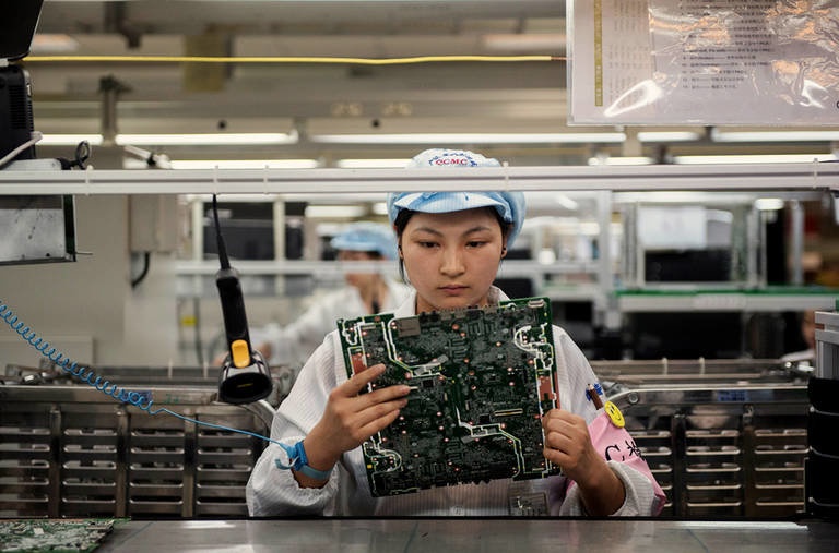 Dell, HP tim cach doi day chuyen khoi Trung Quoc hinh anh