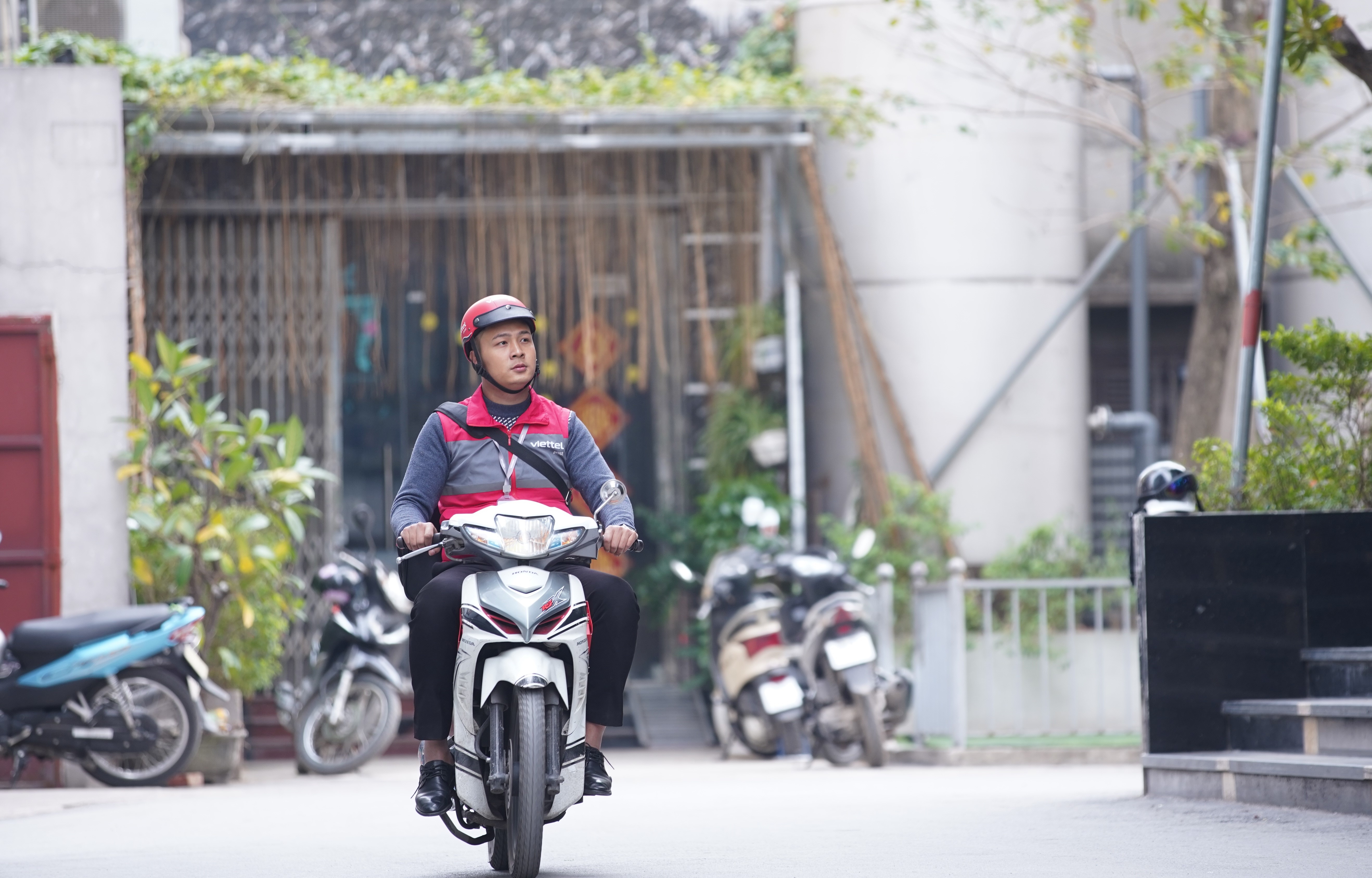 qua tai giao hang tet,  hang tet qua tai,  van chuyen hang,  ship hang di tinh anh 2