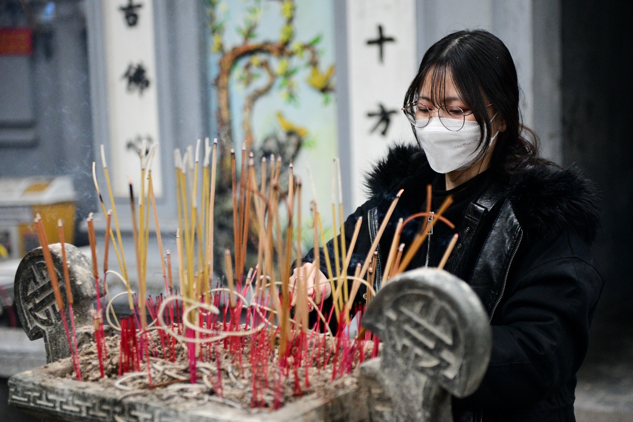 Bo Tai chinh huong dan cach quan ly tien cong duc hinh anh