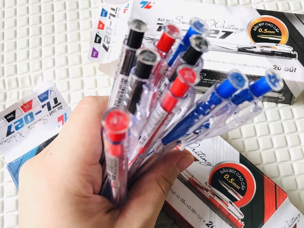 Chu hang but bi Thien Long thu hon 10 ty dong/ngay hinh anh