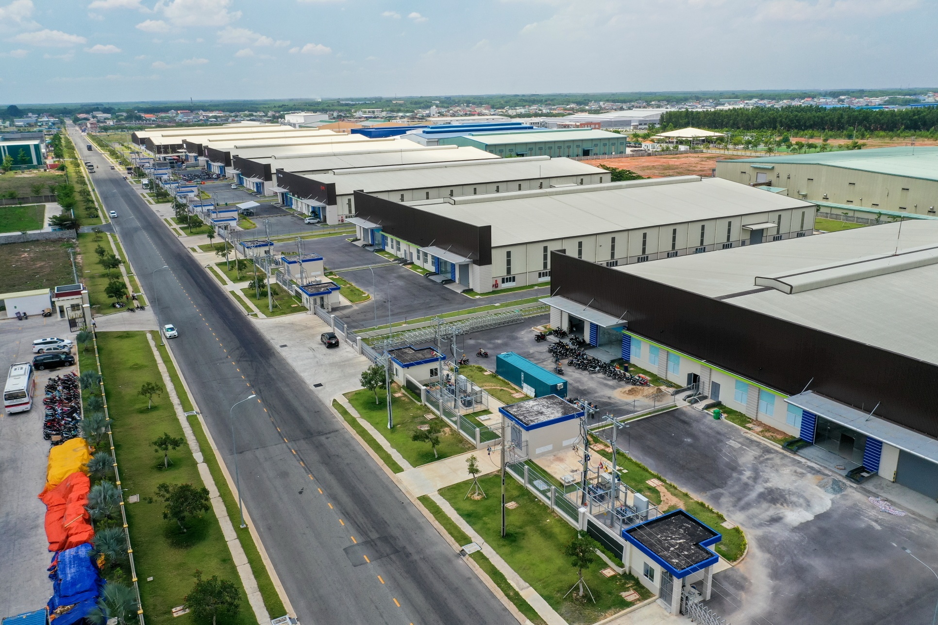 nha may san xuat iphone,  foxconn thue dat,  foxconn sang viet nam anh 1