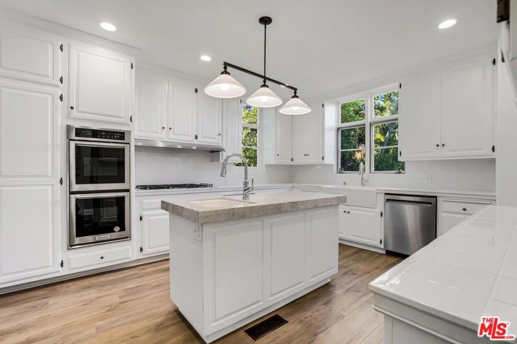 biet thu cua the beatles,  gia biet thu anh 5