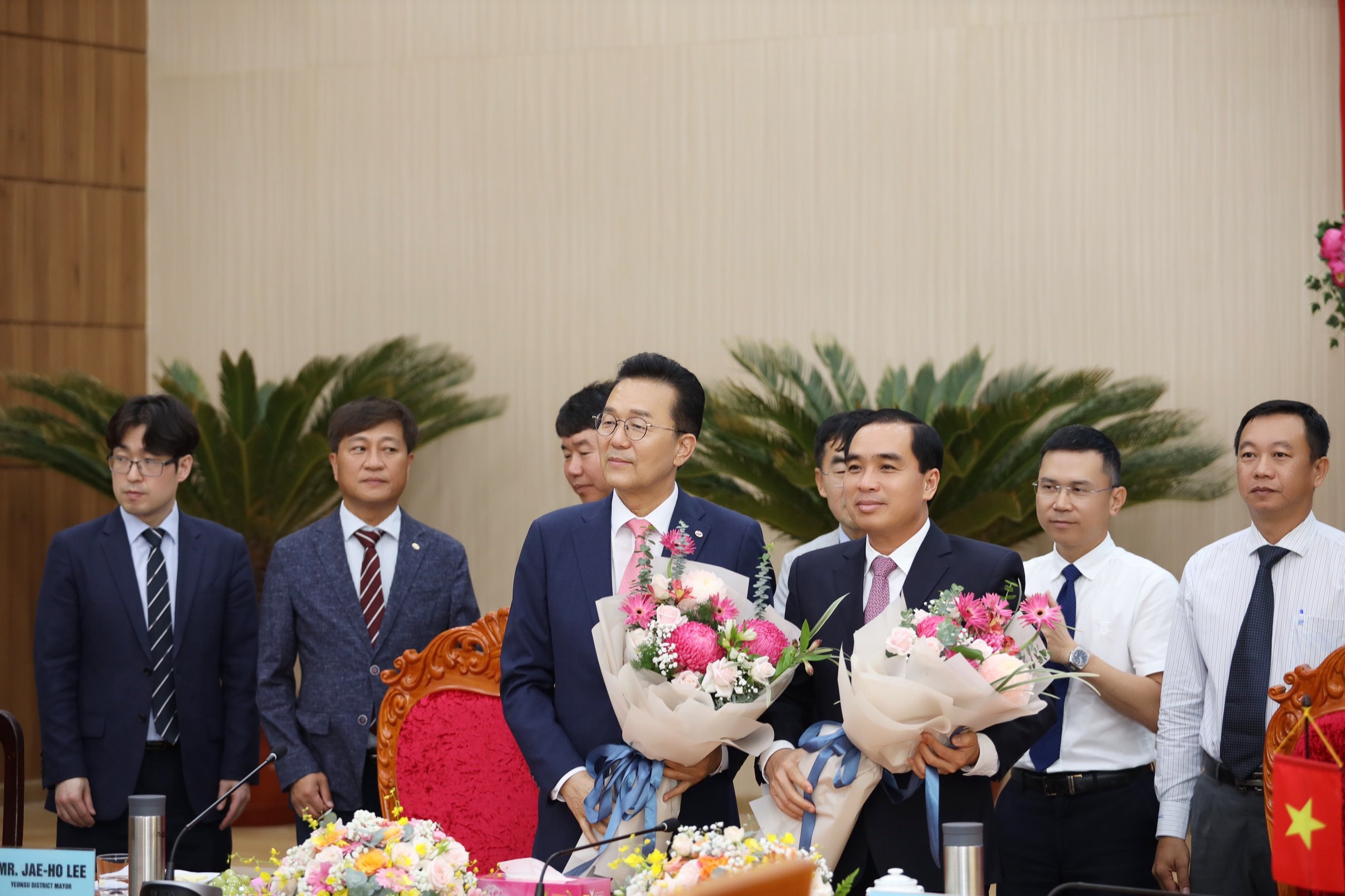 costa serena den phu quoc,  tau bien den dao anh 6