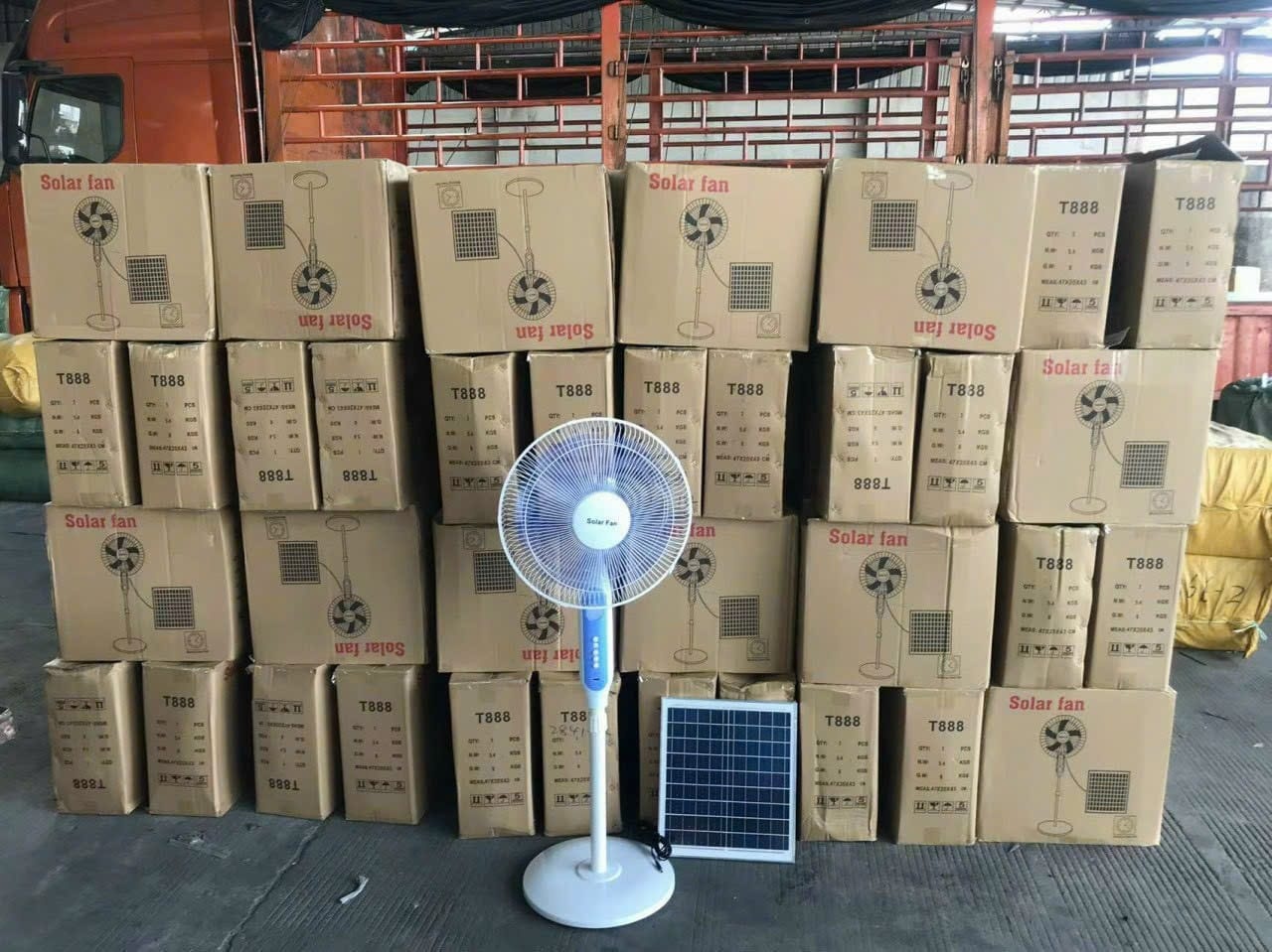 Quat tich dien tu Trung Quoc o at tran ve Viet Nam hinh anh