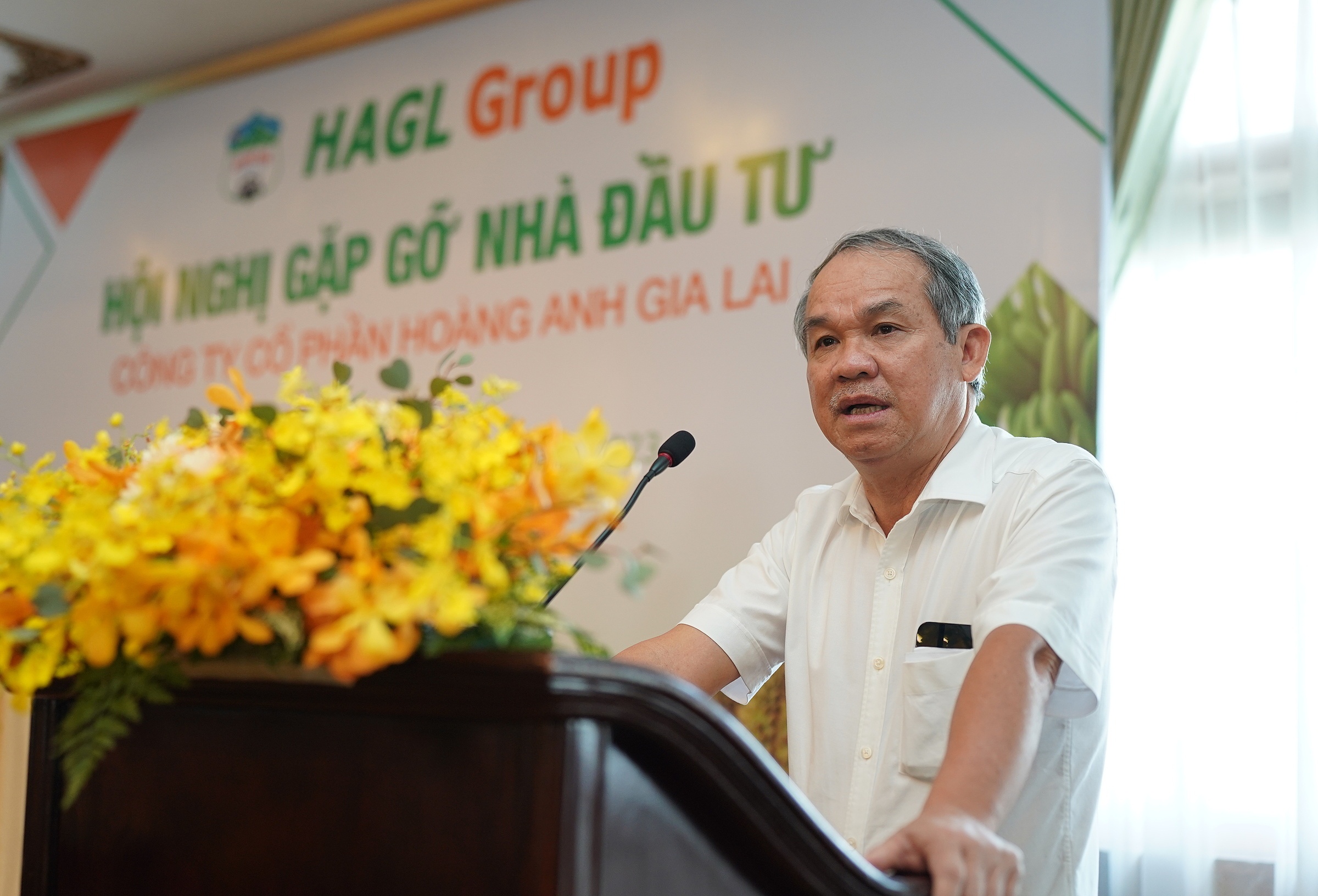 Bau Duc chuan bi ban benh vien Hoang Anh Gia Lai de tra no hinh anh