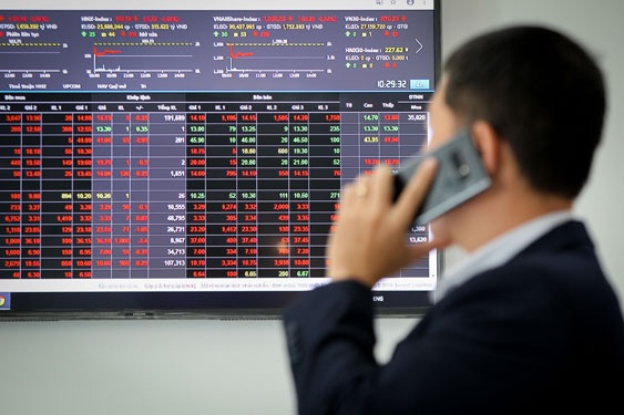 Chung khoan 9/1: VN-Index mat chuoi tang 7 phien hinh anh