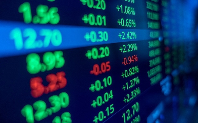 Chung khoan 1/2: Dong tien nhap cuoc sat Tet hinh anh