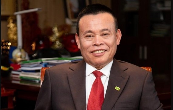 Con gai dai gia nuoi heo chot loi 1 trieu co phieu Dabaco hinh anh