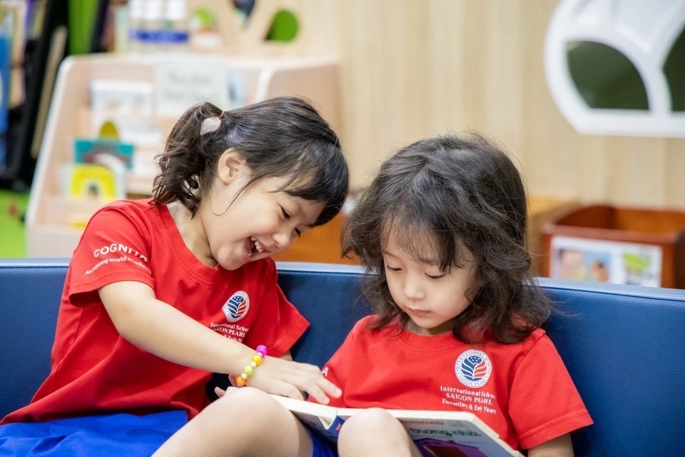 Nhieu phu huynh san sang chi 700 trieu/nam de con hoc truong quoc te hinh anh