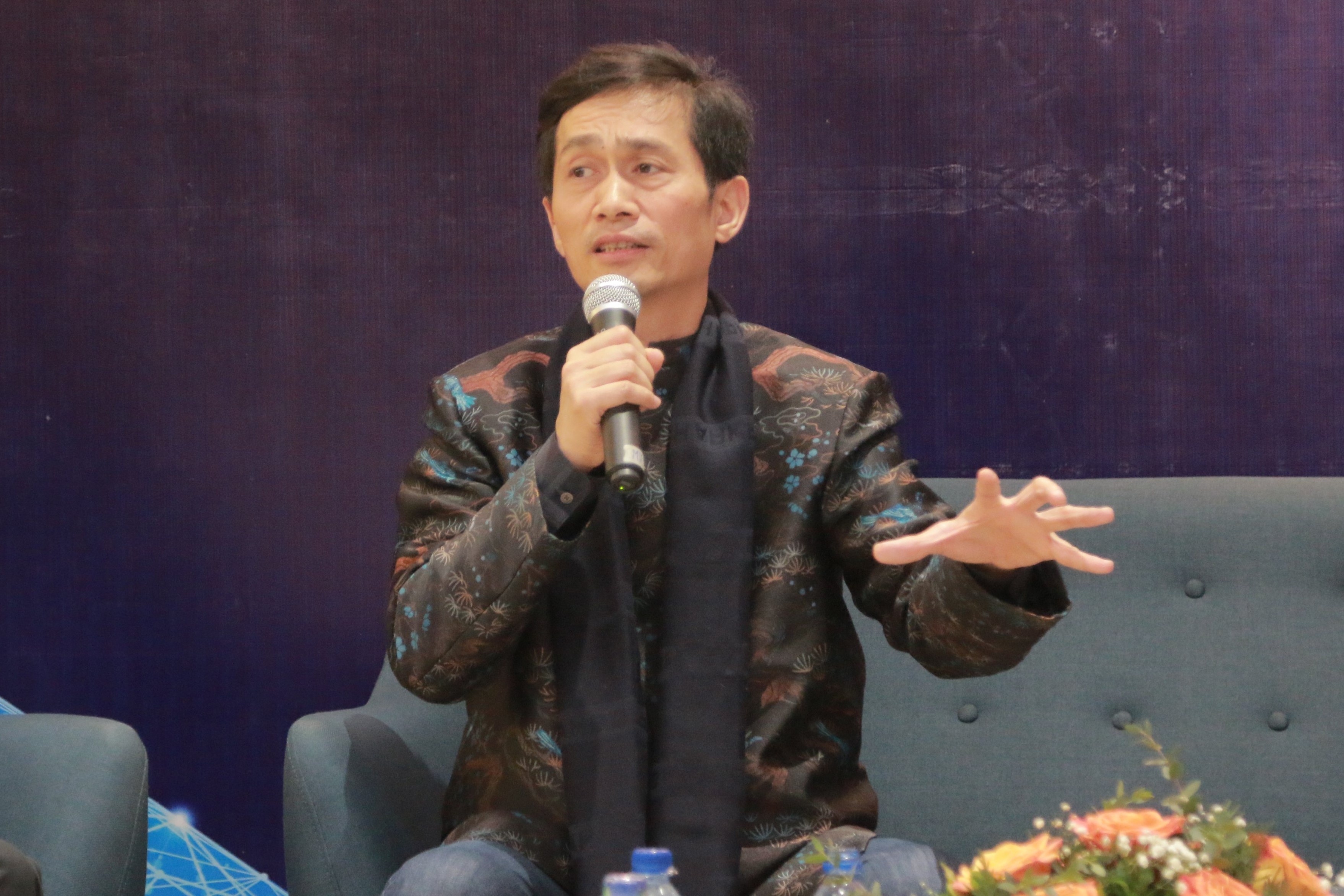 Co phieu 'ho Apec' bat ngo giam san sau chuoi tang tran lien tiep hinh anh