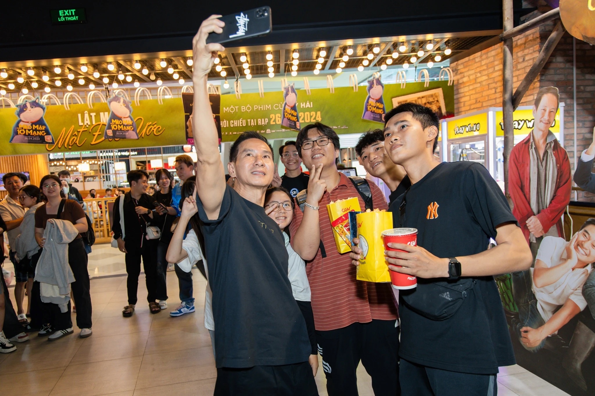 Cong ty dung sau series 'Lat mat', giup Ly Hai thanh dao dien nghin ty hinh anh