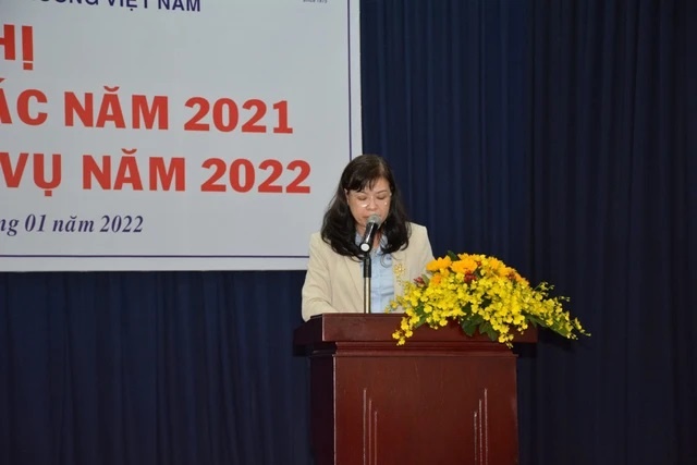 Tong giam doc Vinatrans xin nghi vi moi truong lam viec qua bat on hinh anh