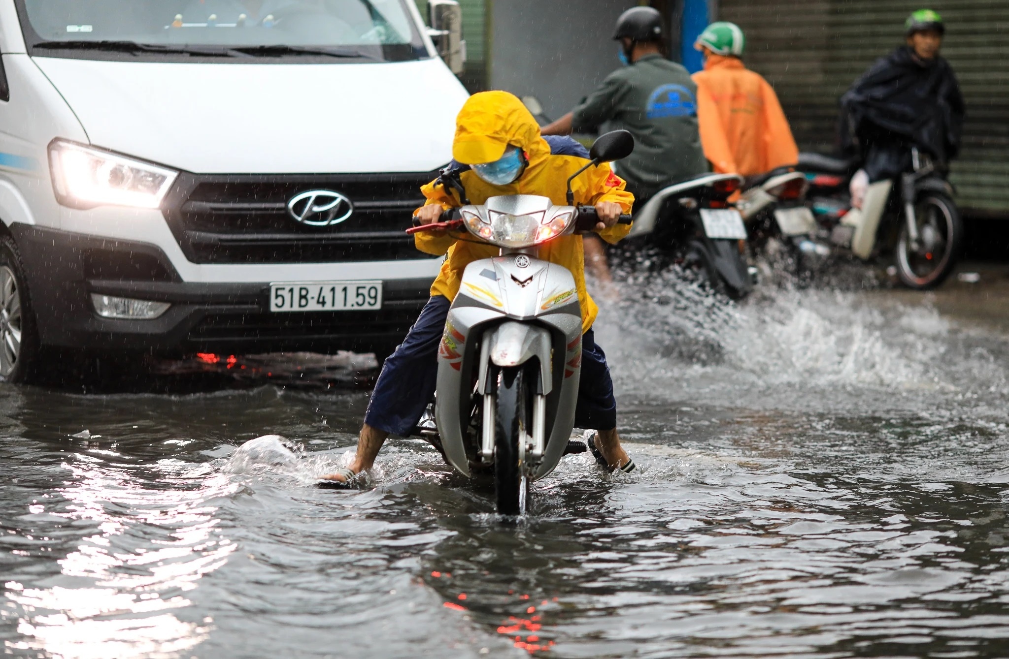 Bo truong Xay dung: Ngap ung do bien doi khi hau, do thi hoa nhanh hinh anh