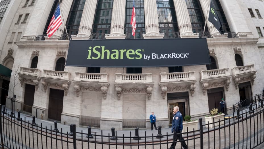 Quy ETF ngoai nam 76 trieu USD co phieu Viet Nam sap giai the hinh anh