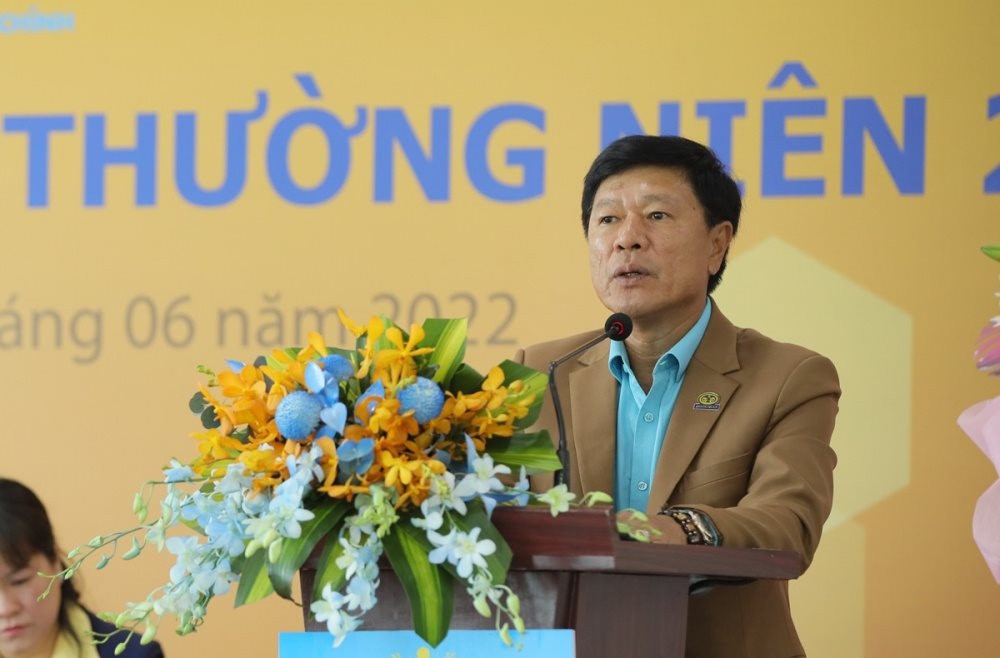 Dia oc Hoang Quan len tieng ve viec Chu tich bi hoan xuat canh hinh anh