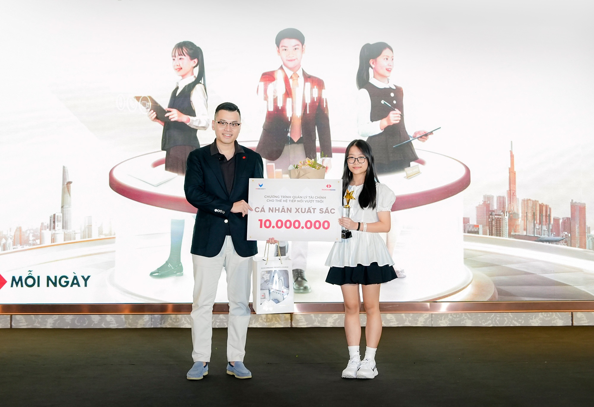 Techcombank anh 4