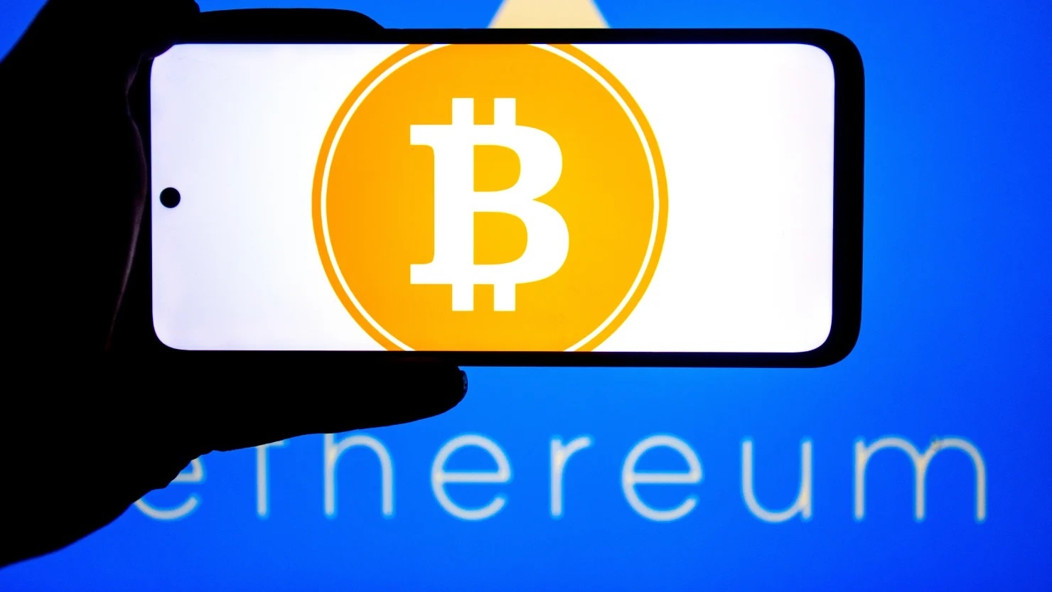 Gia Bitcoin vuot 68.000 USD hinh anh