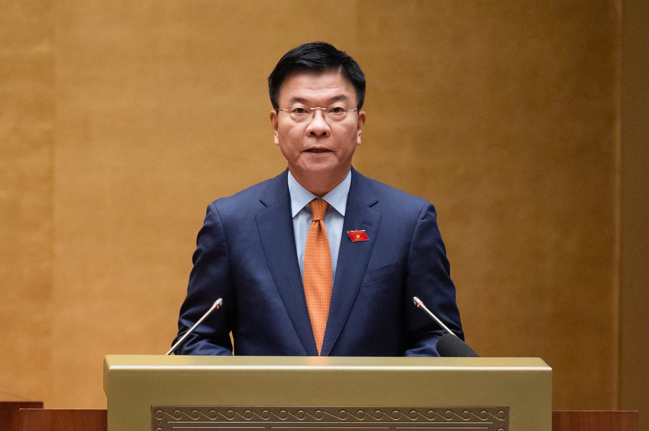 De xuat san thuong mai dien tu, nen tang so phai nop thue doanh nghiep hinh anh