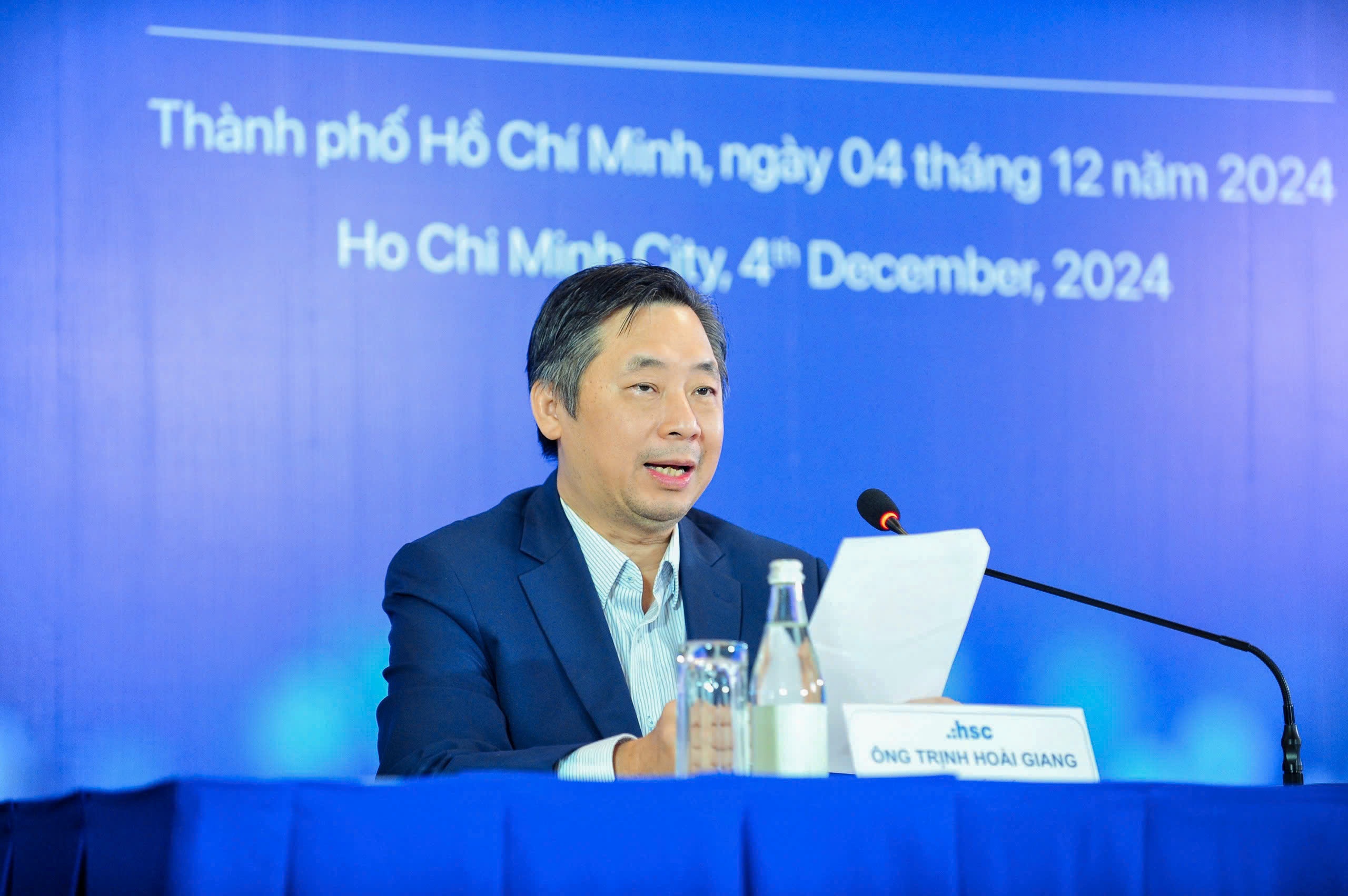 Chung khoan HSC sap tang von len gan 11.000 ty dong hinh anh