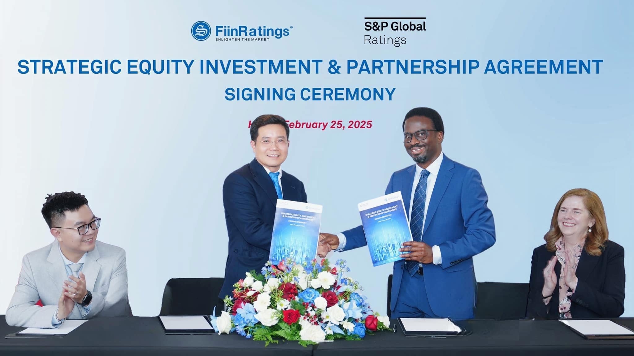 FiinRatings ban hon 43% co phan cho S&P Global hinh anh