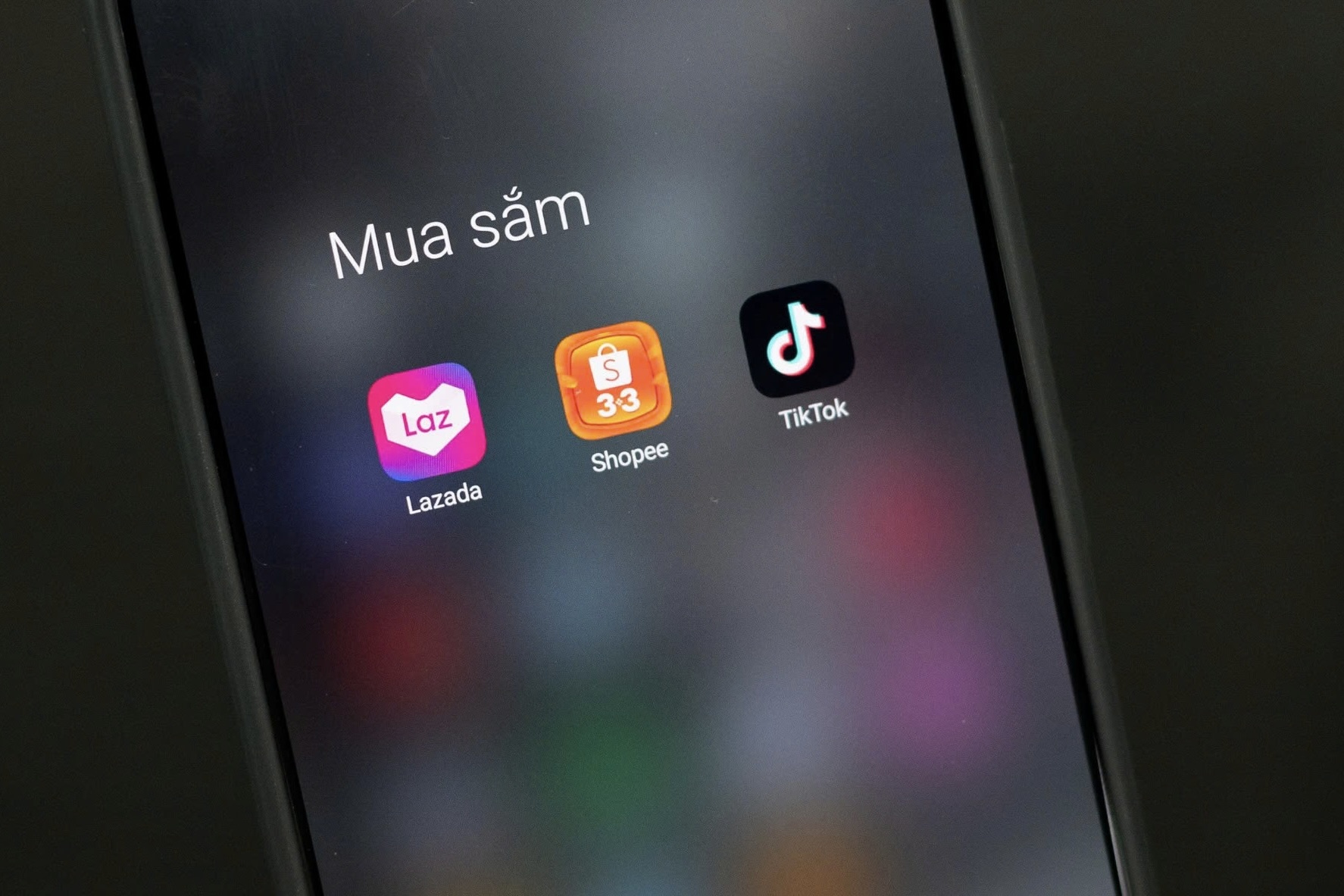 Dong luc moi dua thuong mai dien tu Viet Nam bung no hinh anh