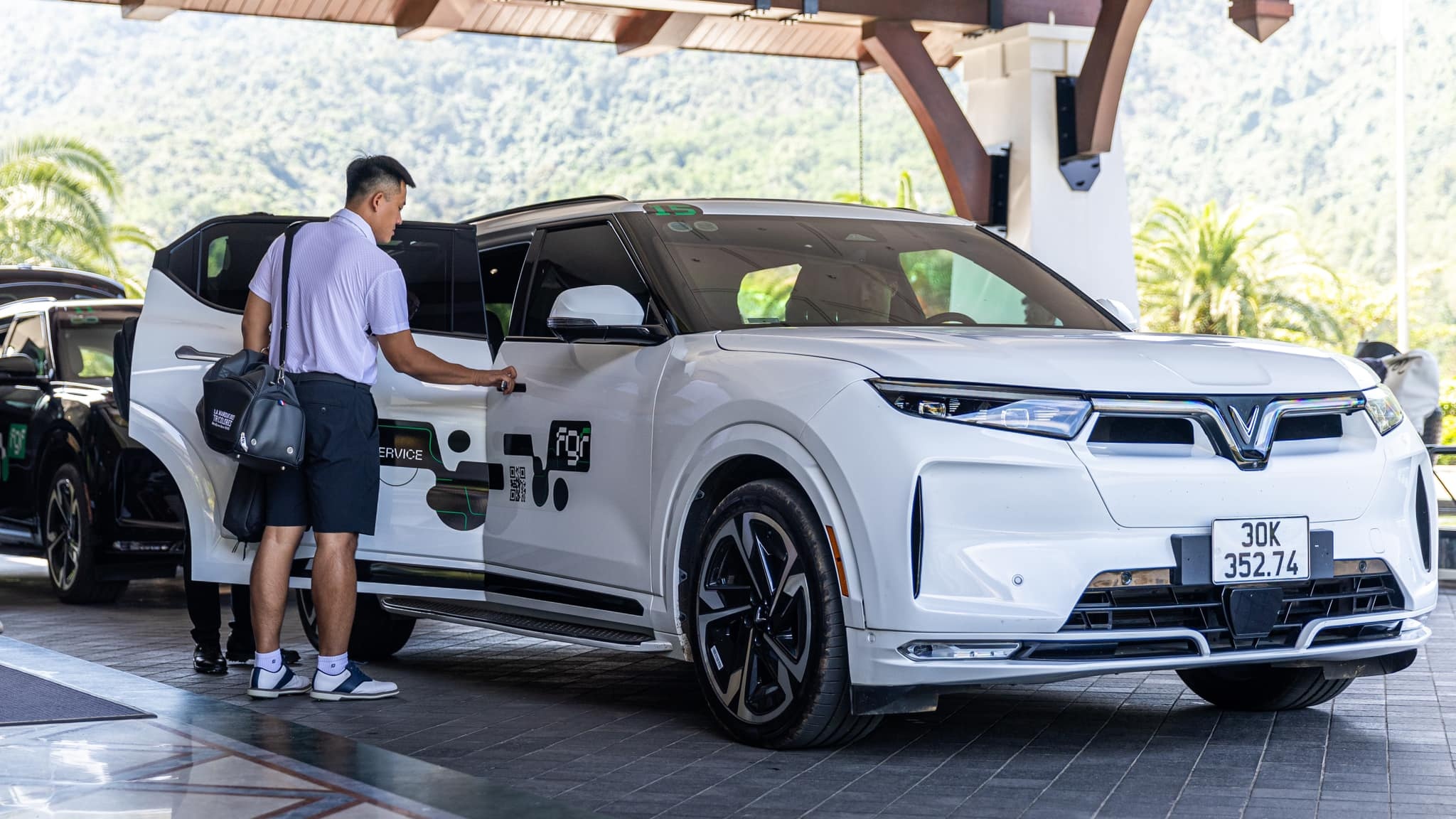 Vi sao cong ty con trai ty phu Pham Nhat Vuong doi ten, tang von hinh anh