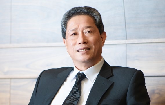 Chu tich Ong thep Viet Duc tu nhiem, sang lo co phieu tram ty cho vo hinh anh