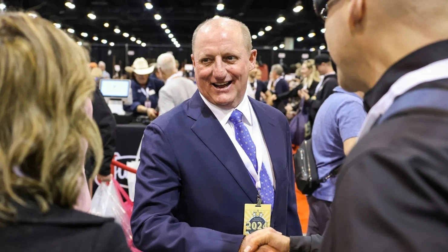 Chan dung nguoi ke vi Warren Buffett, tiep quan 'de che' 1.160 ty USD hinh anh