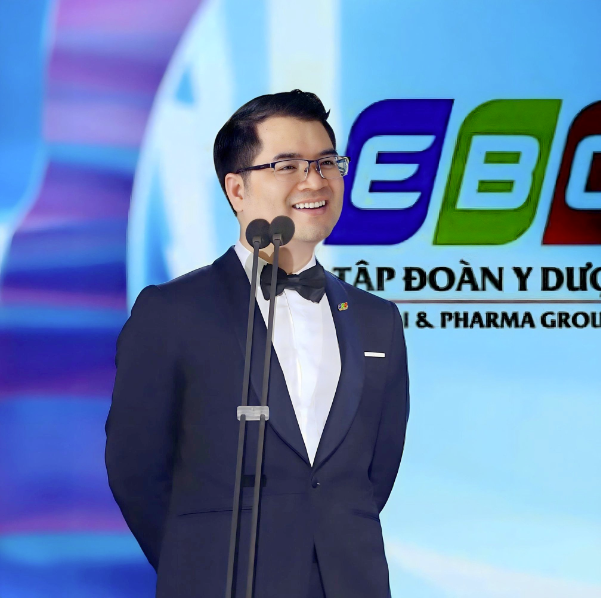 vo chong doan di bang,  cong ty ebc anh 1