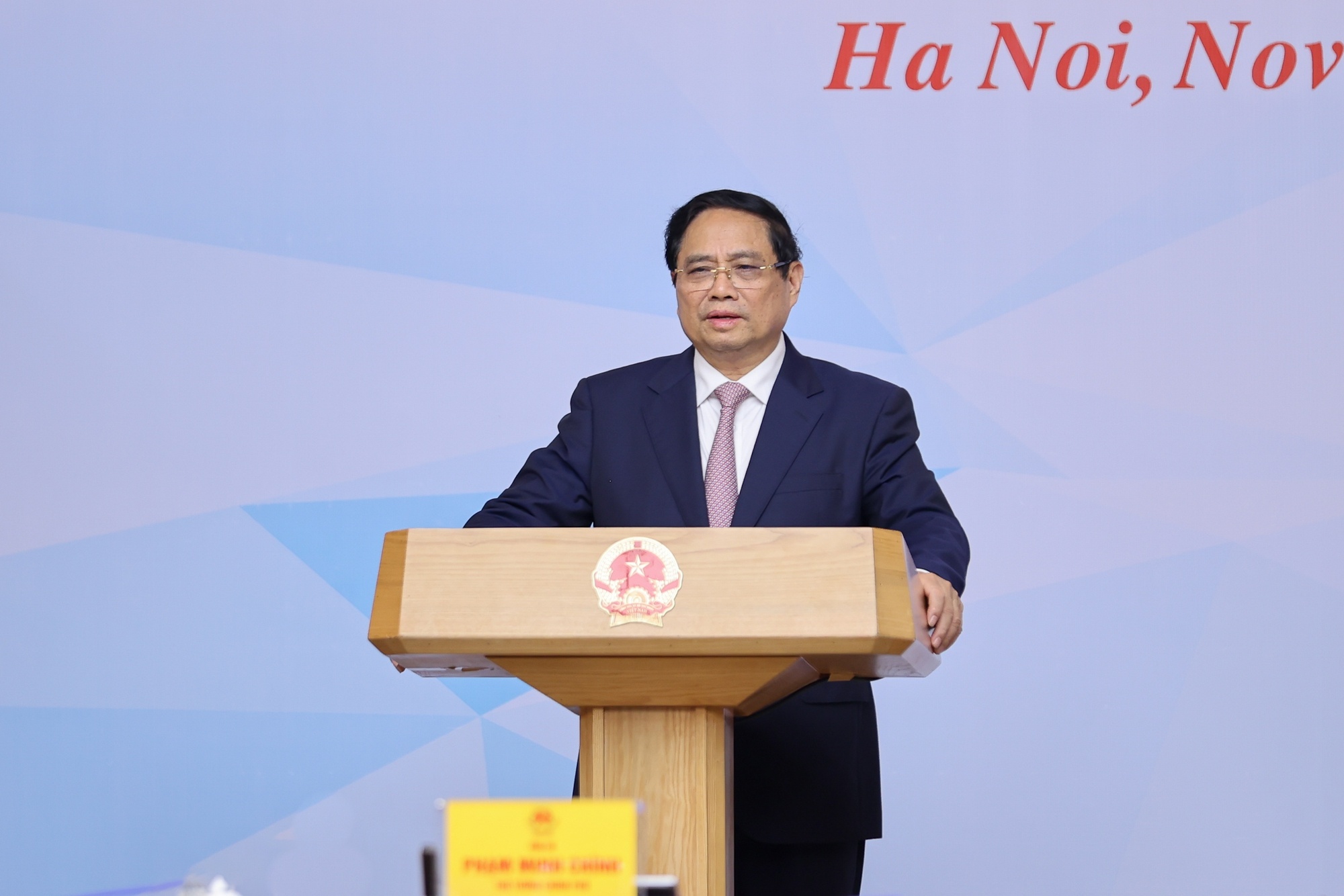 Thu tuong chu tri hoi nghi ve thanh lap Trung tam Tai chinh Quoc te hinh anh