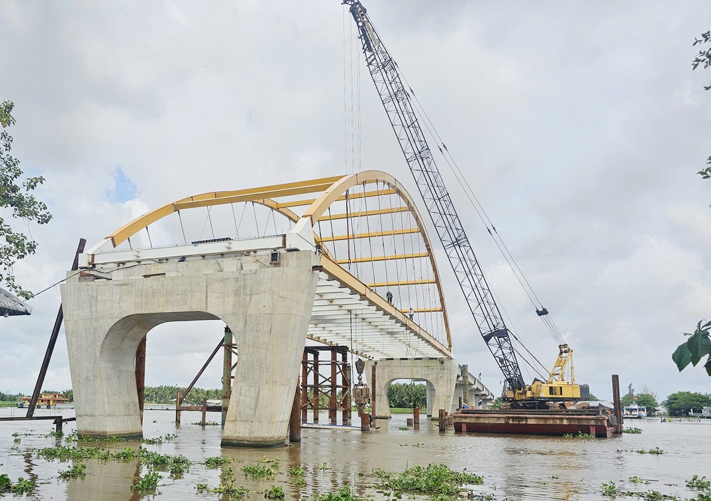 Ly do Bo Xay dung gian tien do loat du an hinh anh