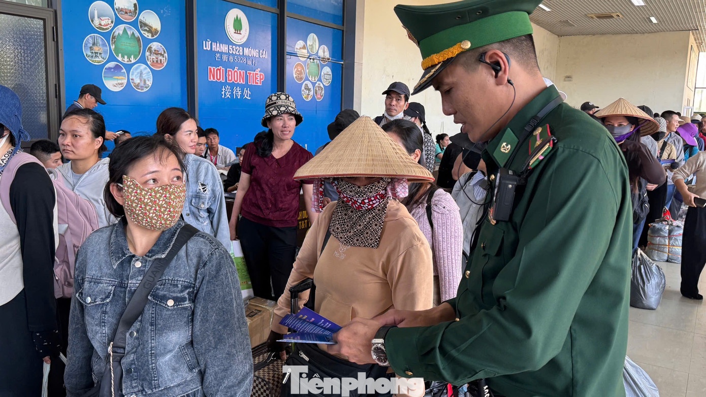 nhap canh cua khau anh 7