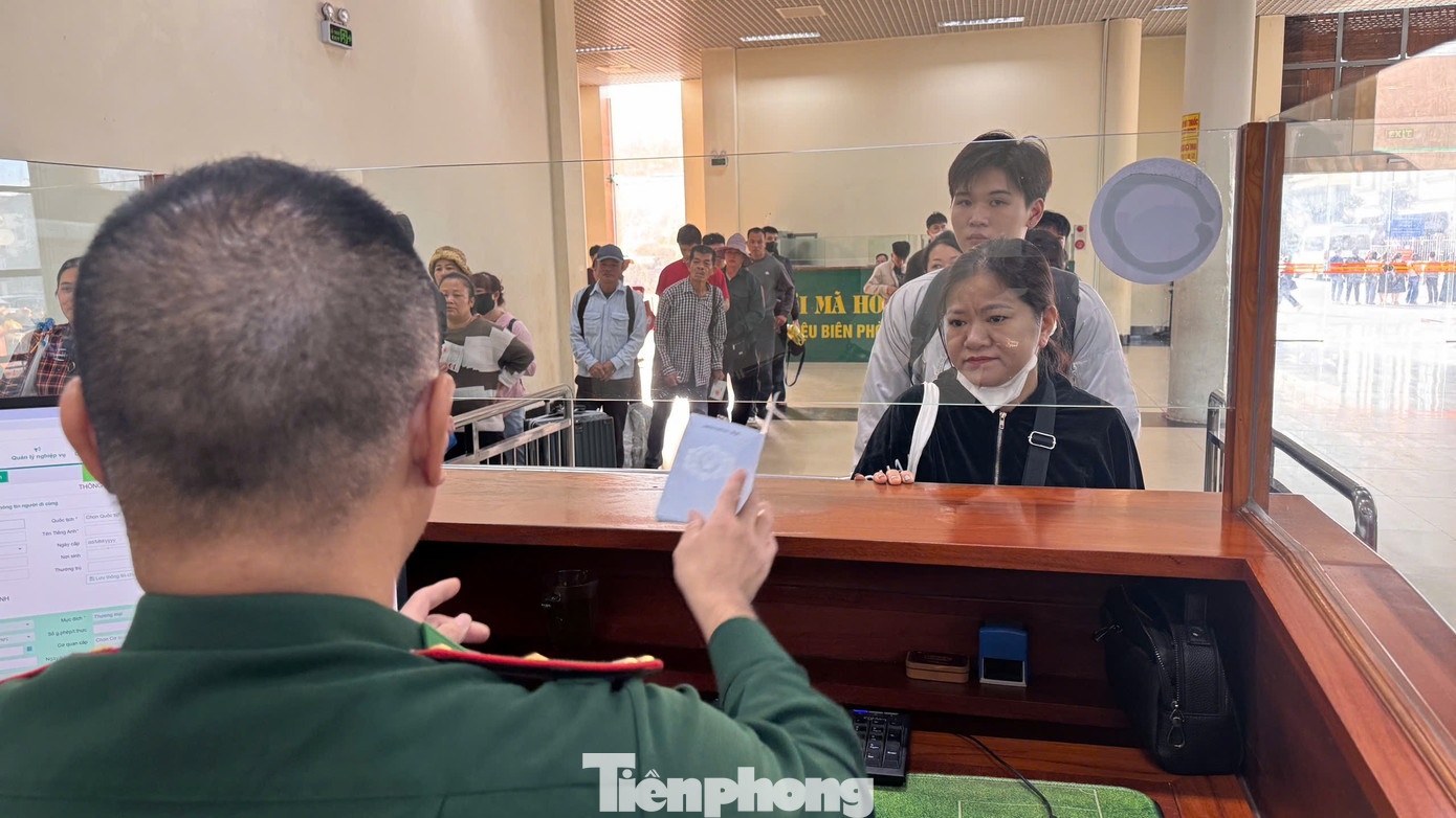 nhap canh cua khau anh 6