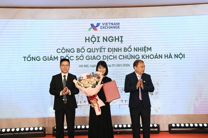 So Giao dich Chung khoan Ha Noi co tan Tong giam doc hinh anh