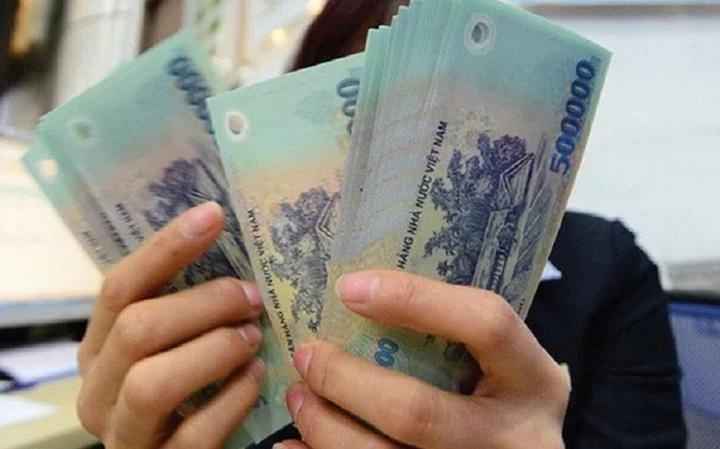 Doanh nghiep lo thuong Tet 2026: Co noi chi toi 100 trieu dong/nguoi hinh anh