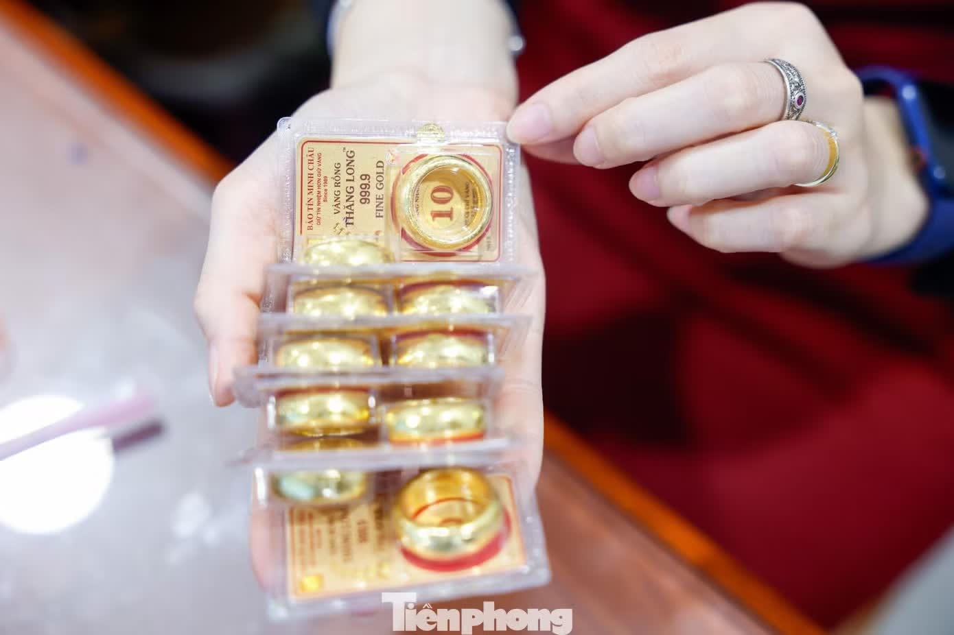 gia vang anh 1