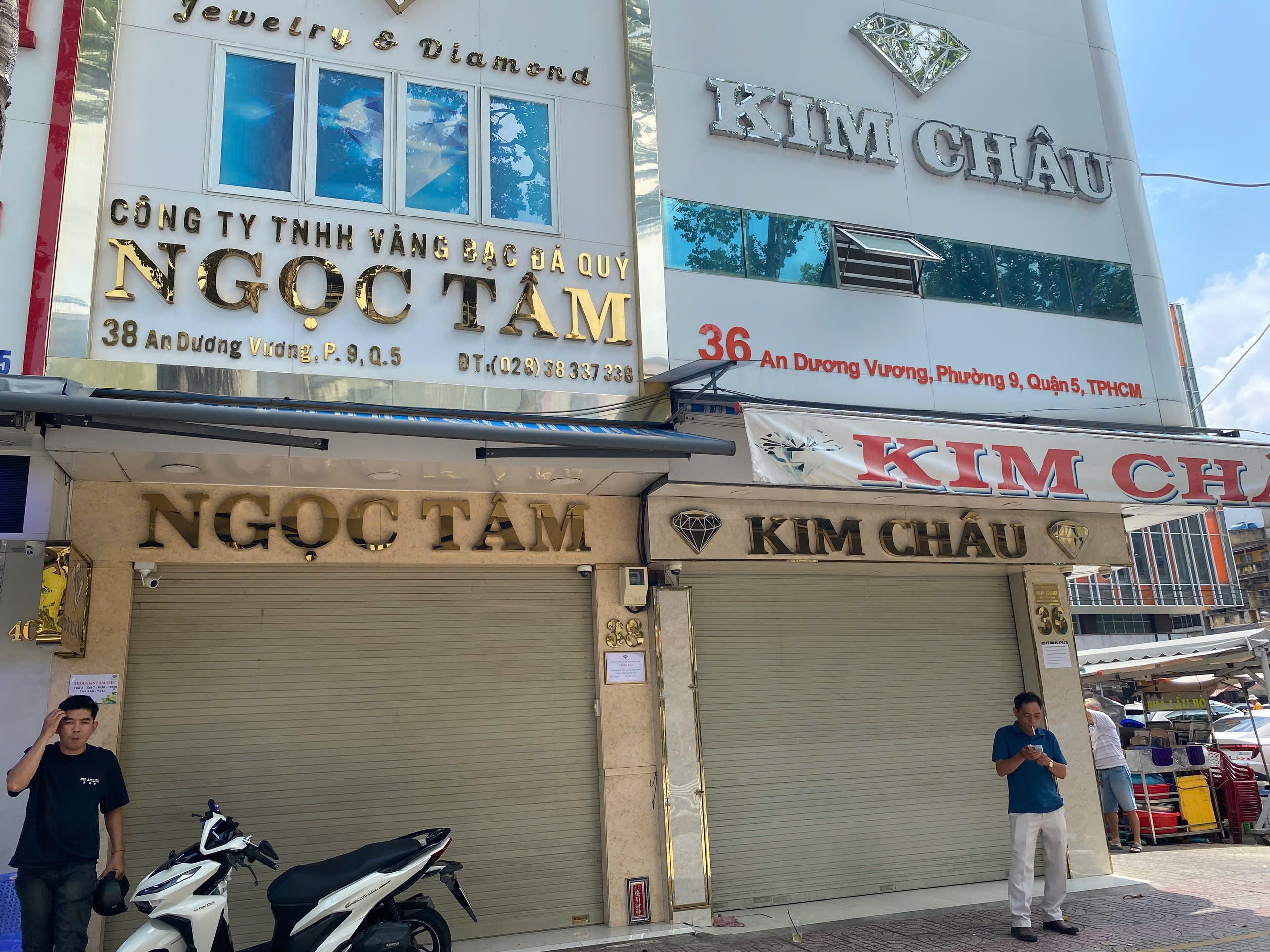 Người TP.HCM 'toát mồ hôi' đi bán kim cương