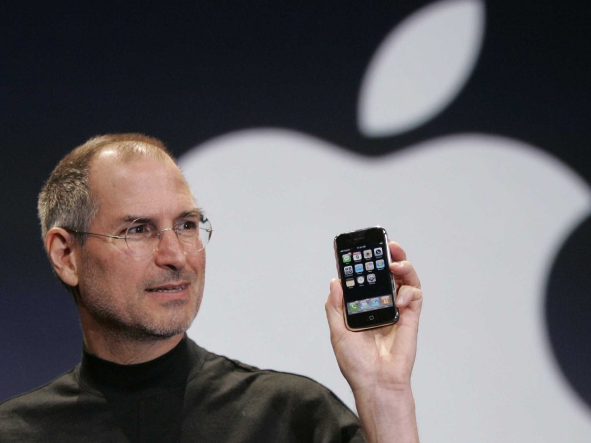 Cuốn sách giúp Steve Jobs tạo ra iPhone, iPad