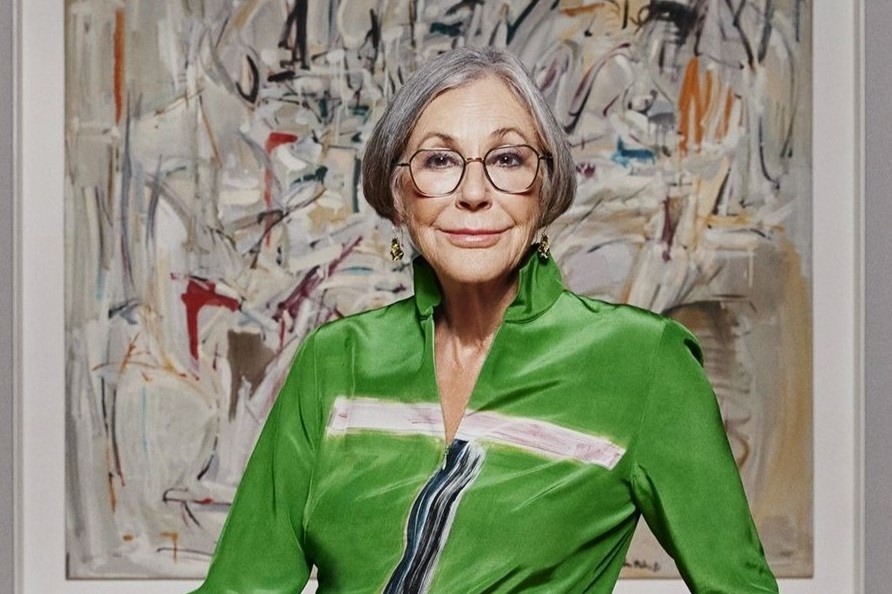 Nguoi phu nu giau nhat the gioi tieu tien the nao hinh anh