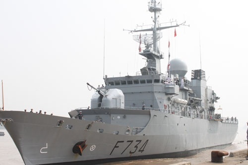 Tuan duong ham cua Phap sap toi tham Da Nang hinh anh