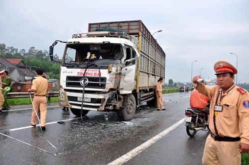 Xe tải do tài xế say xỉn gây tai nạn kinh hoàng