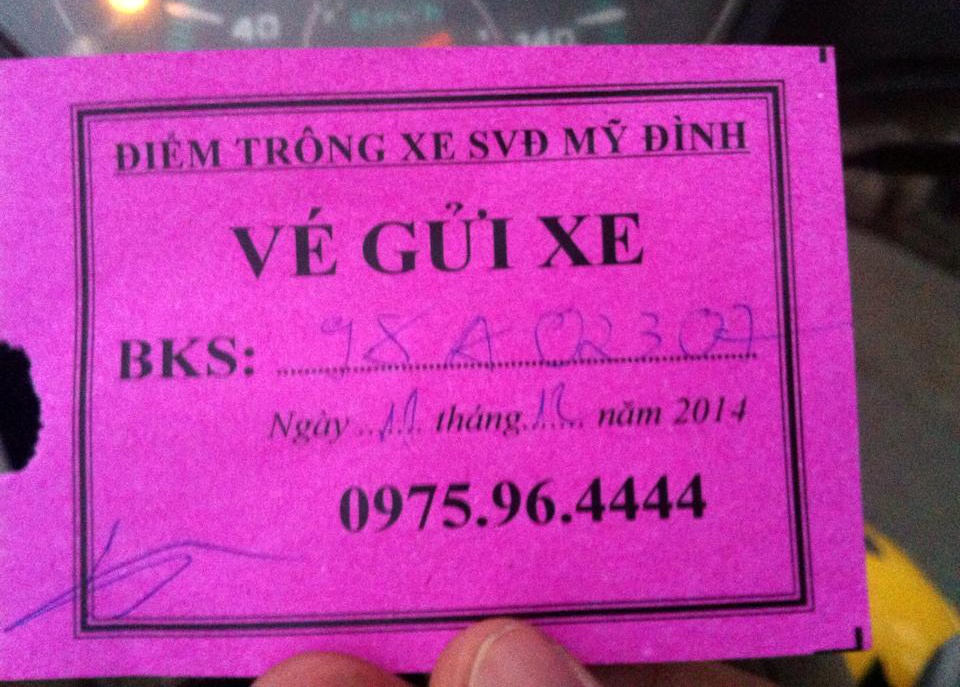 200 đến 400 ngàn cho một chiếc vé gửi xe ô tô.