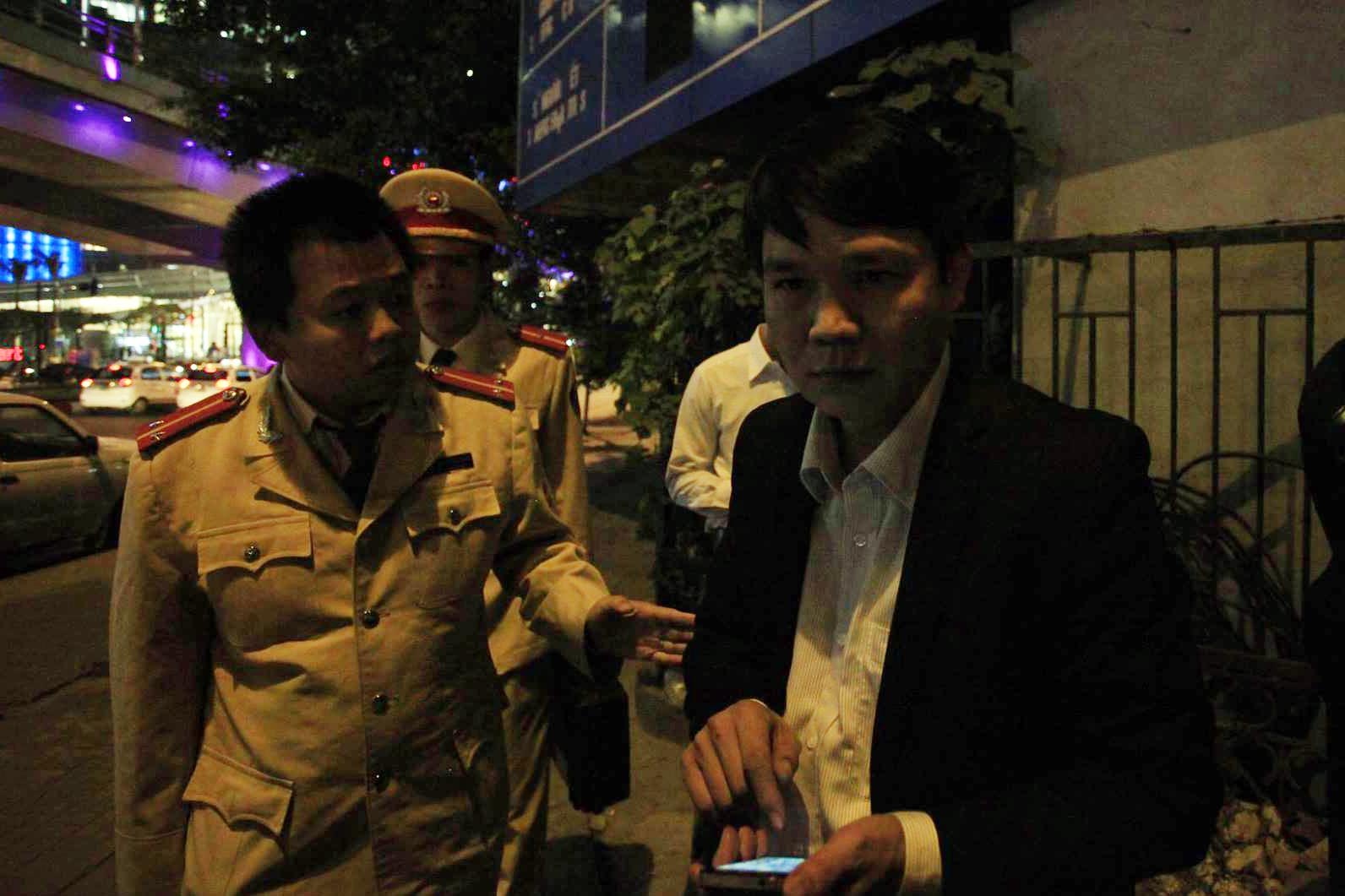 Bo Noi vu lam ro vu chuyen vien gay tai nan, mang CSGT hinh anh